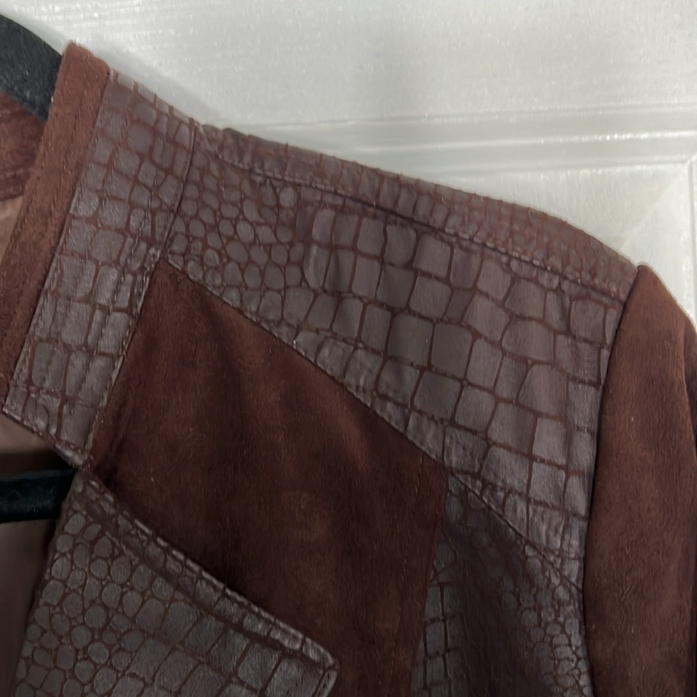 Faux Suede Light Jacket, Chocolate Brown zippered, Studio Works size 14 - Picture 11 of 17